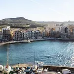 Calypso 4*