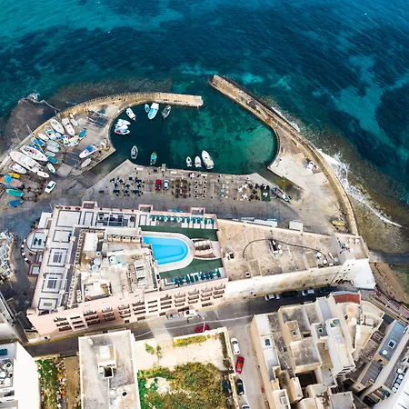 Calypso Hotel 4*