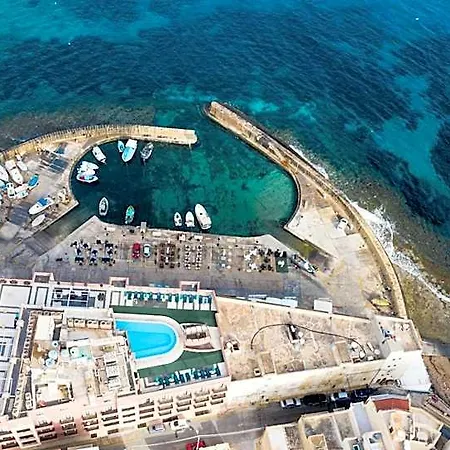 Calypso 4*