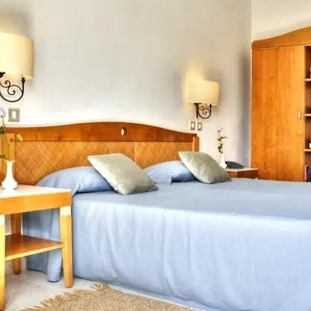 Calypso 4*
