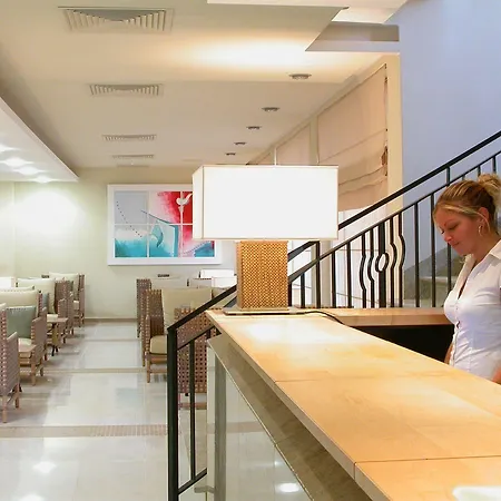 فندق Calypso 4*