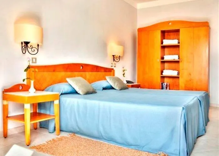 Ξενοδοχείο Calypso 4*