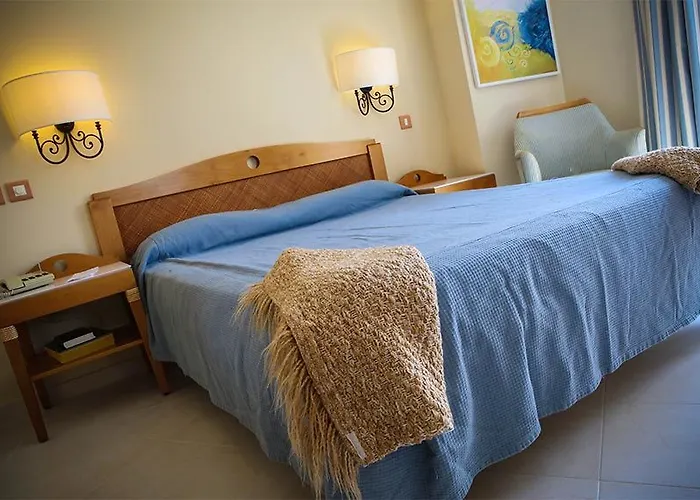 Ξενοδοχείο Calypso 4*